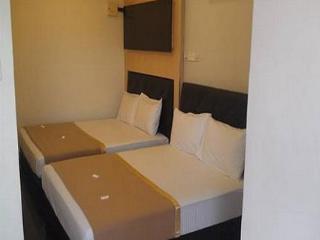 New Wave Vines Hotel Seri Kembangan Dış mekan fotoğraf